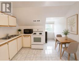 Apt 3 - 338 Vaughan Road, Toronto, ON M6C2N6 Photo 9