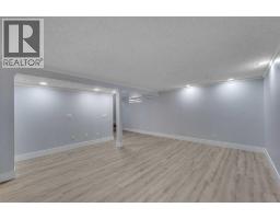 2930 Oakmoor Crescent Sw, Calgary, AB T2V3Z7 Photo 28