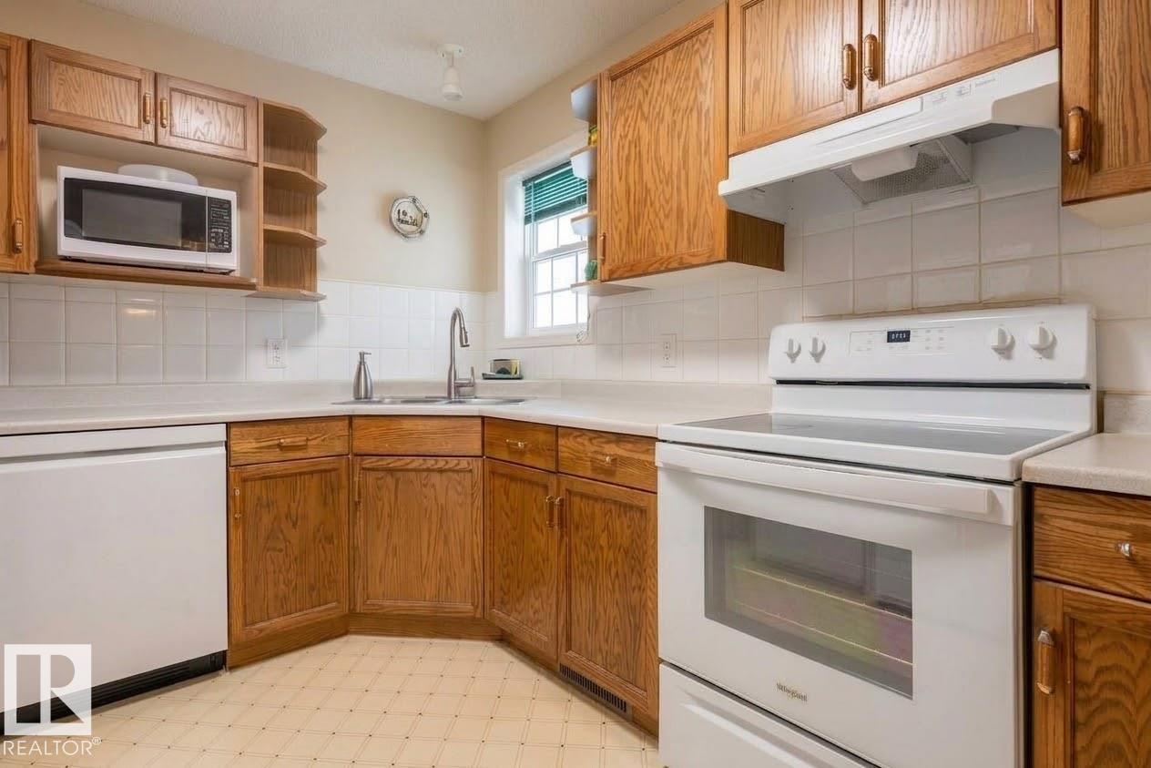 #48 3311 58 ST NW - 5