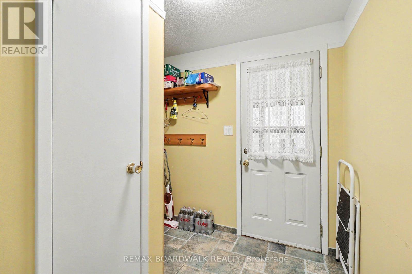 389 HATFIELD CRESCENT - Image 27