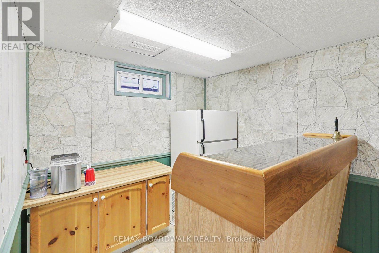 389 HATFIELD CRESCENT - Image 33