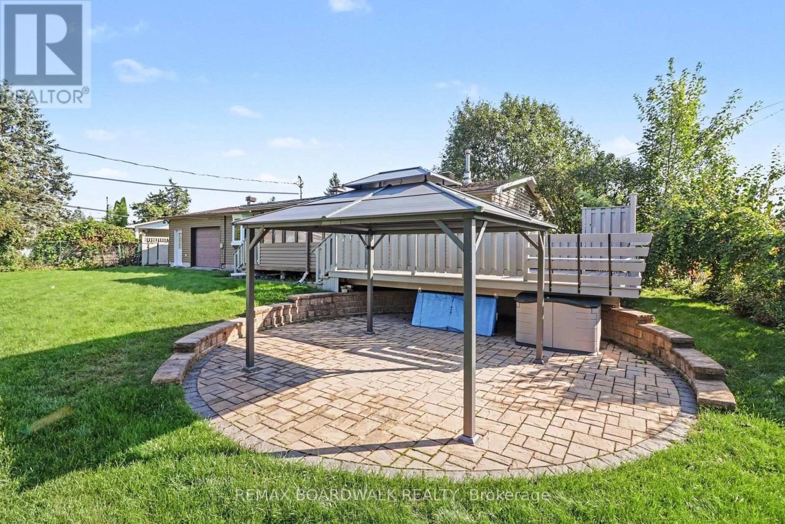 389 HATFIELD CRESCENT - Image 44