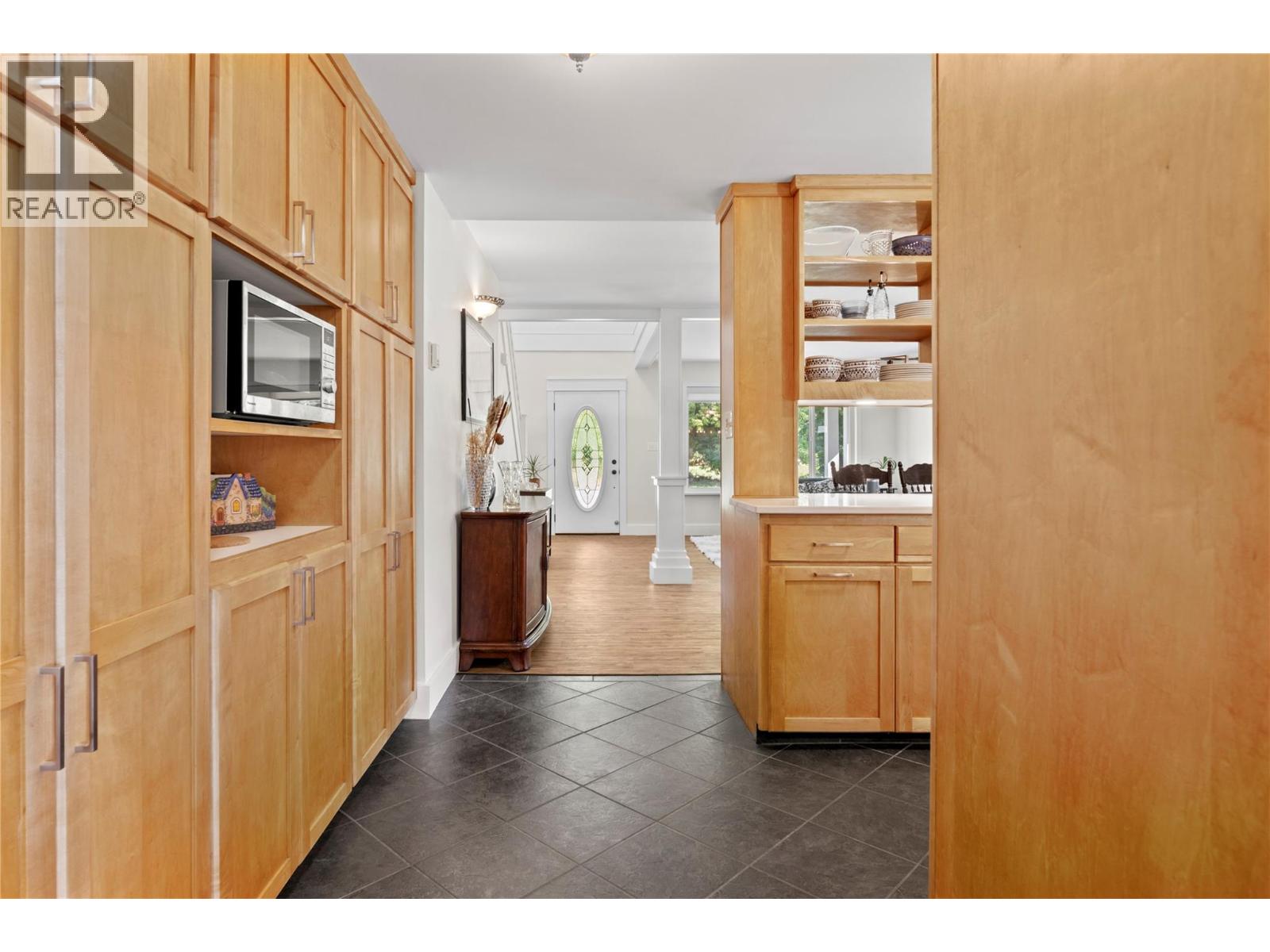 7231 52 Street NE, Salmon Arm