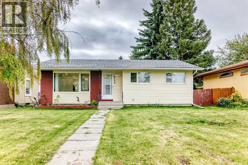 4123 Maryvale Drive NE, Calgary, Alberta, T2A2S9