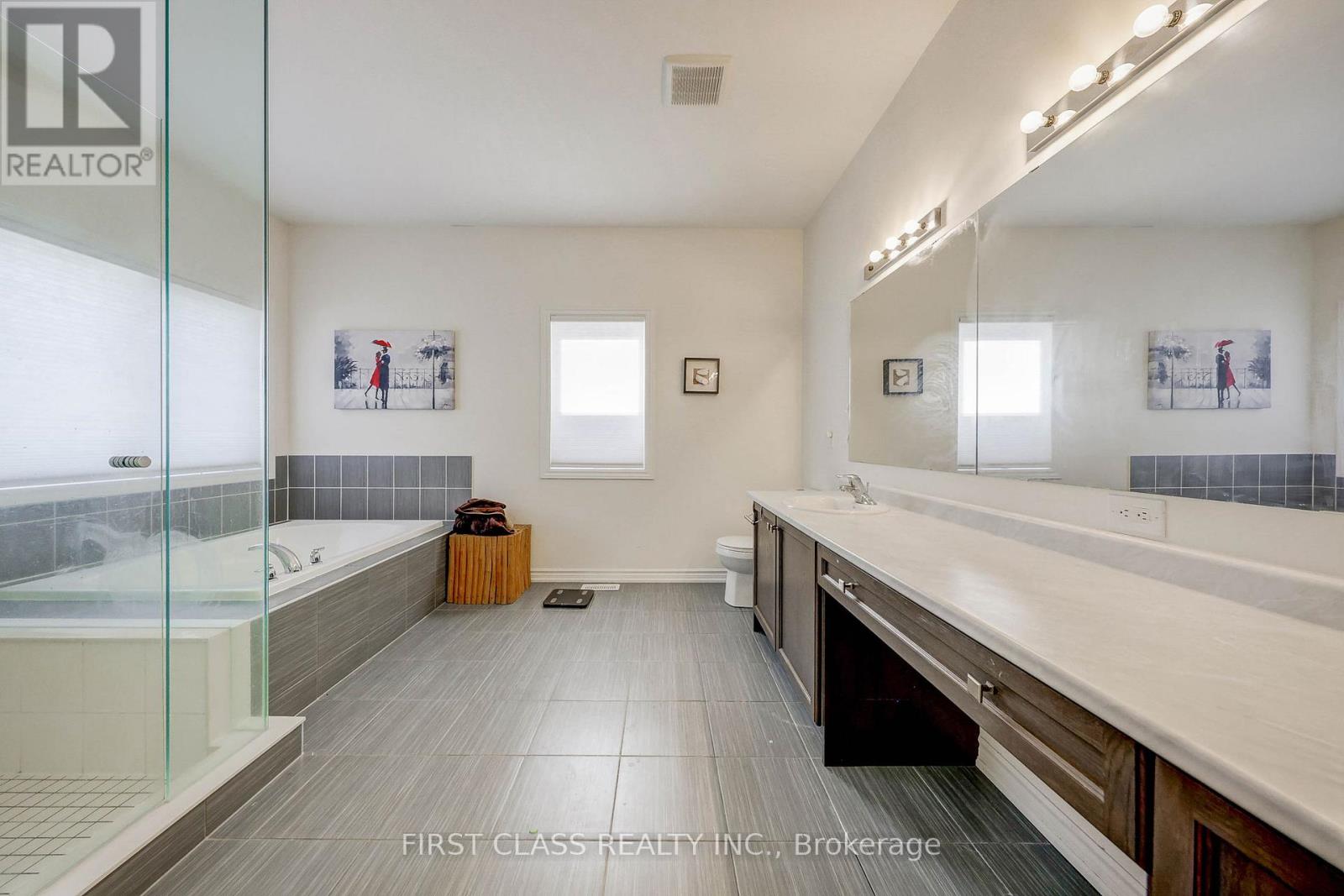7 CRANLEY ROAD - 33