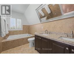 1160 Islington Avenue, Toronto, ON M8Z4S7 Photo 32