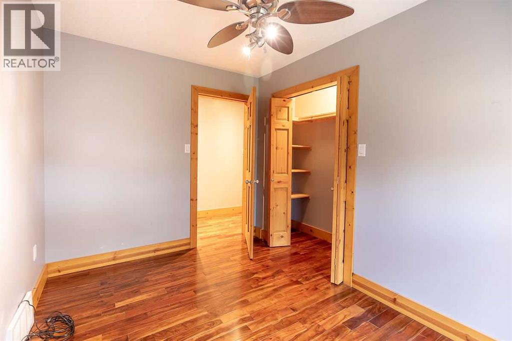 Listing photo – 461042 RGE ROAD 40, Winfield