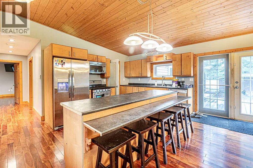 Listing photo – 461042 RGE ROAD 40, Winfield
