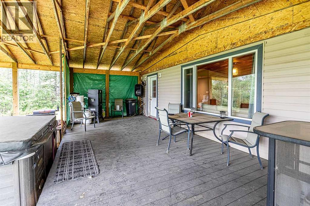Listing photo – 461042 RGE ROAD 40, Winfield