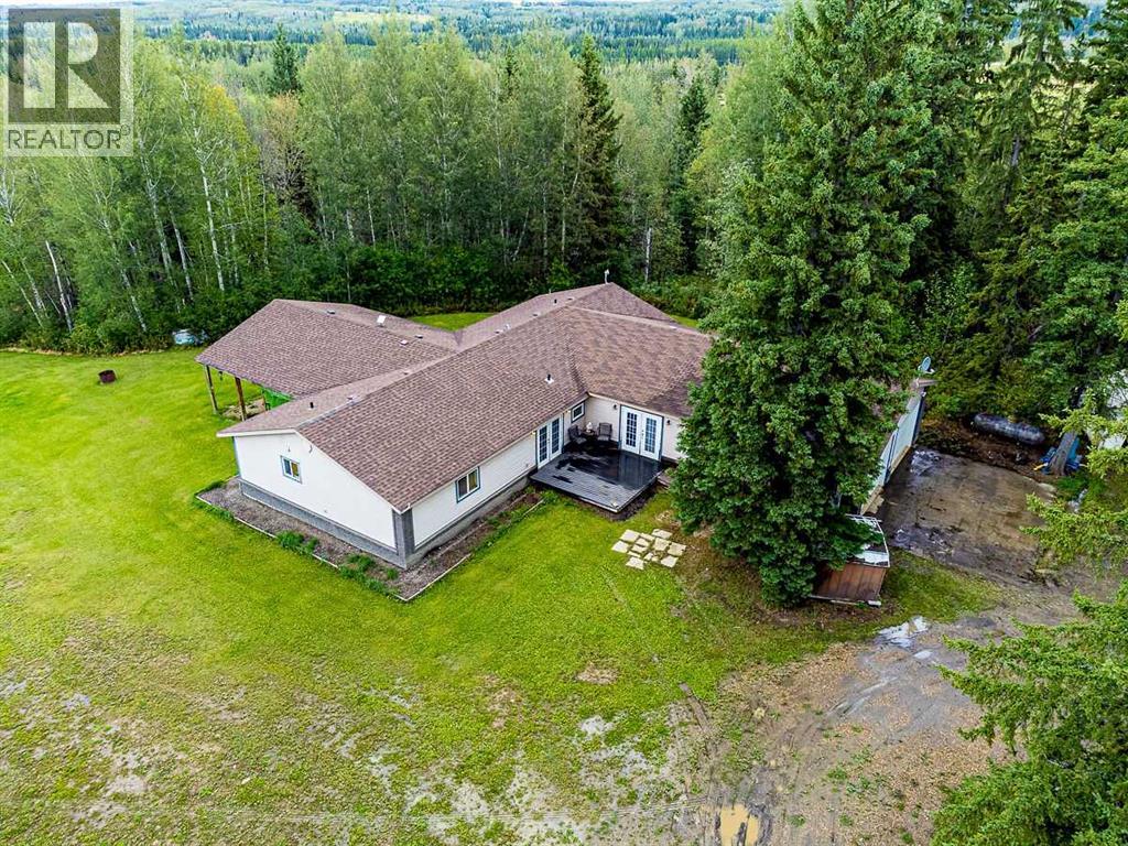 Listing photo – 461042 RGE ROAD 40, Winfield