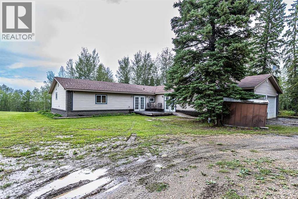 Listing photo – 461042 RGE ROAD 40, Winfield