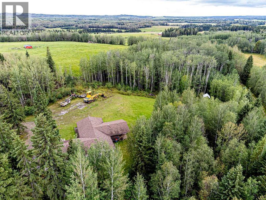 Listing photo – 461042 RGE ROAD 40, Winfield