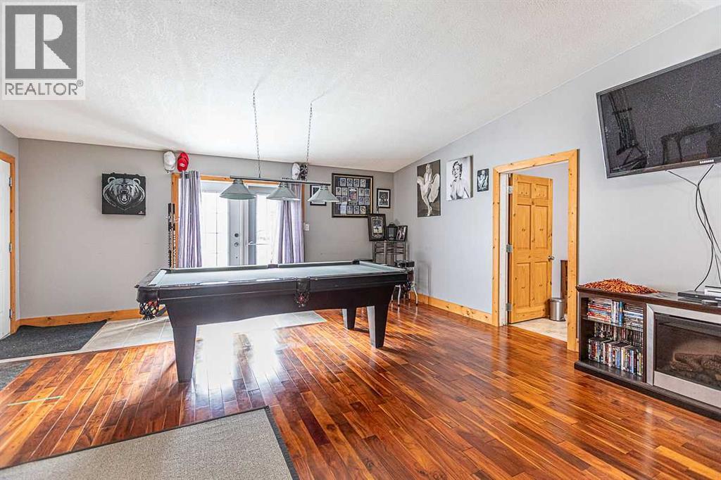 Listing photo – 461042 RGE ROAD 40, Winfield