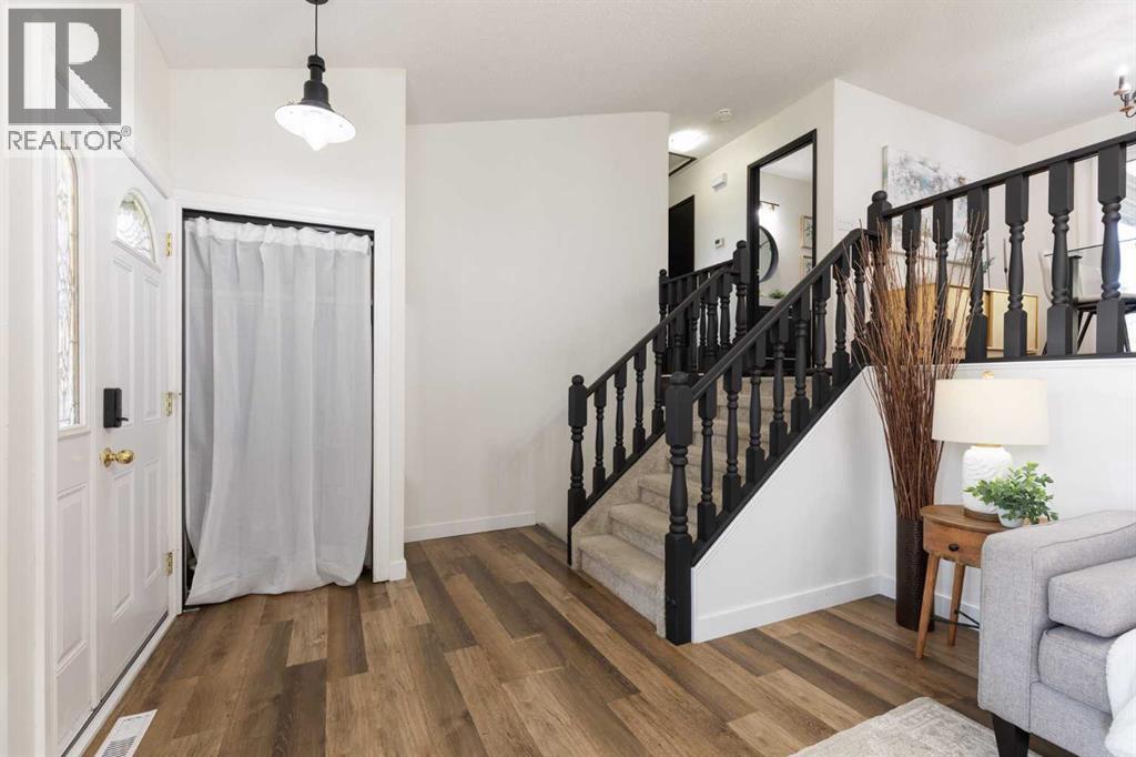 22 Cockrill Court SE, Medicine Hat — photo 4