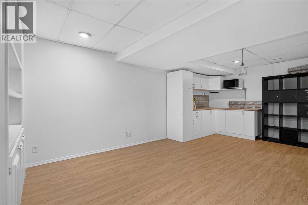 113 Mt Douglas Villas SE - 28