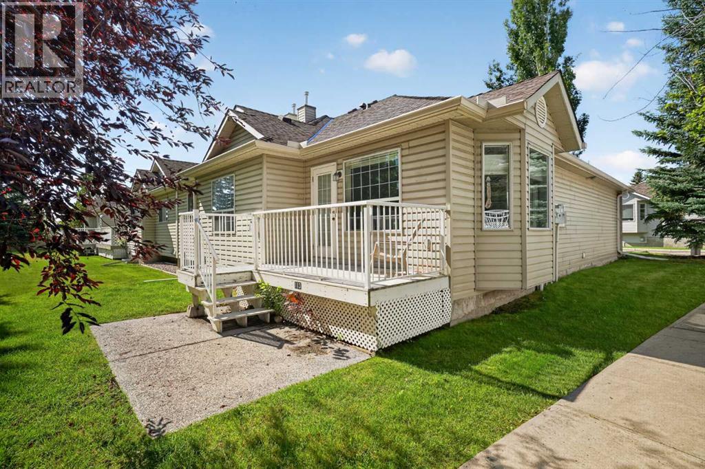 113 Mt Douglas Villas SE - Image 35