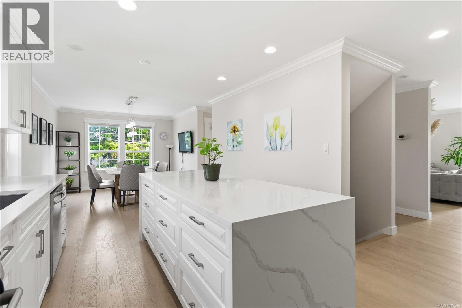1416 Lang St - 11