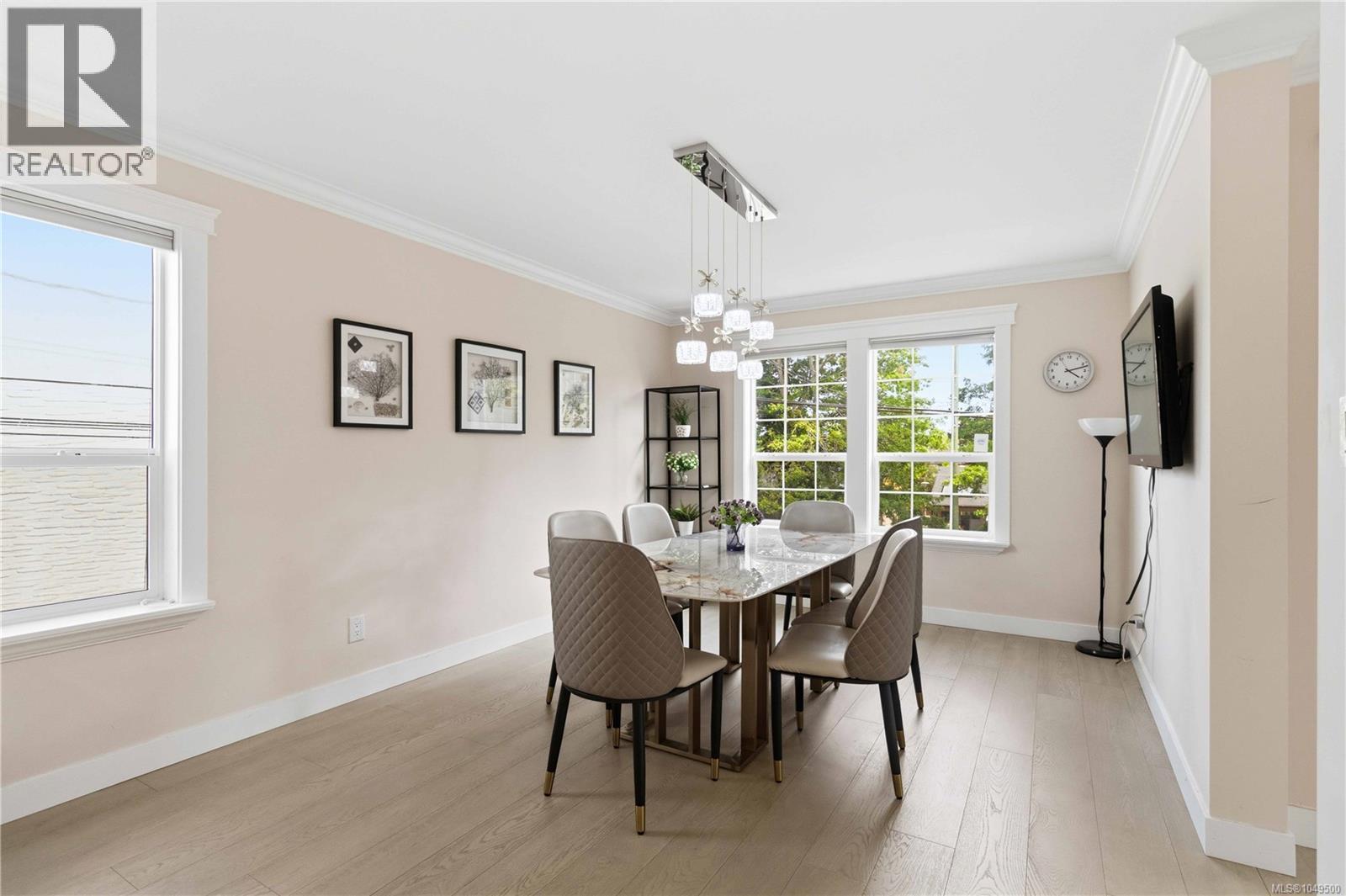  1416 Lang Street, Victoria