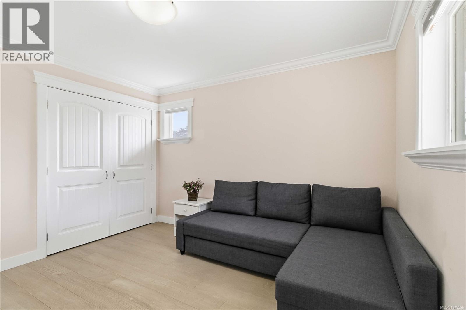  1416 Lang Street, Victoria