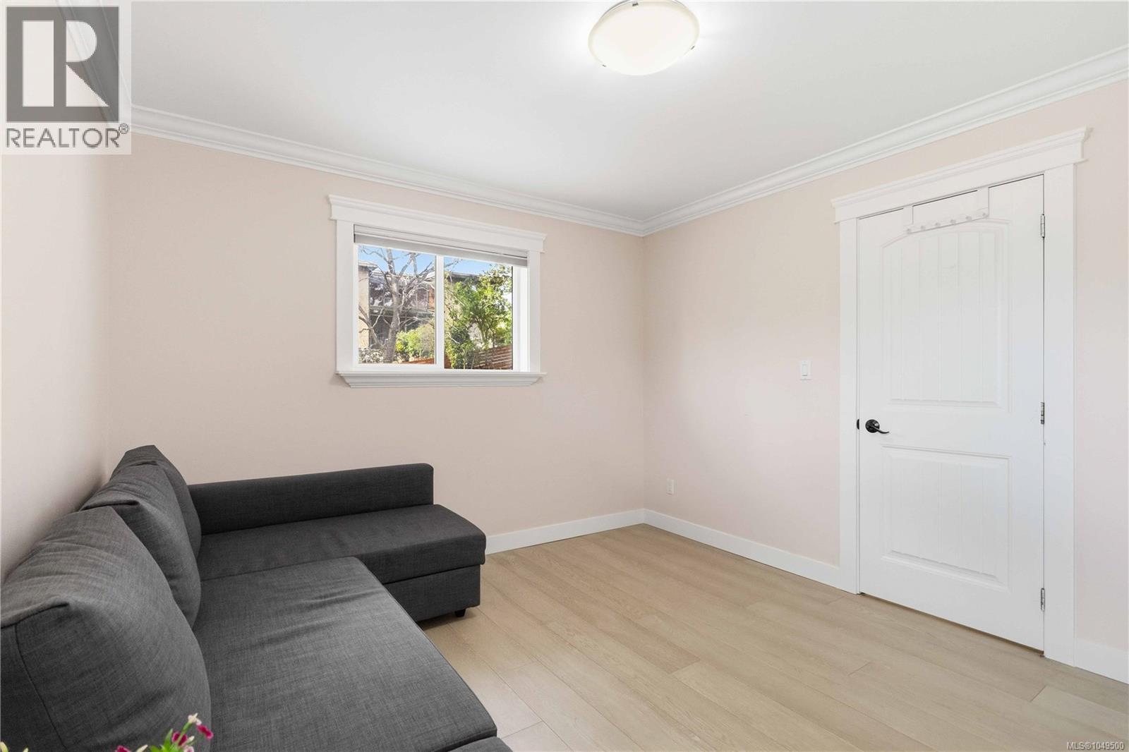  1416 Lang Street, Victoria