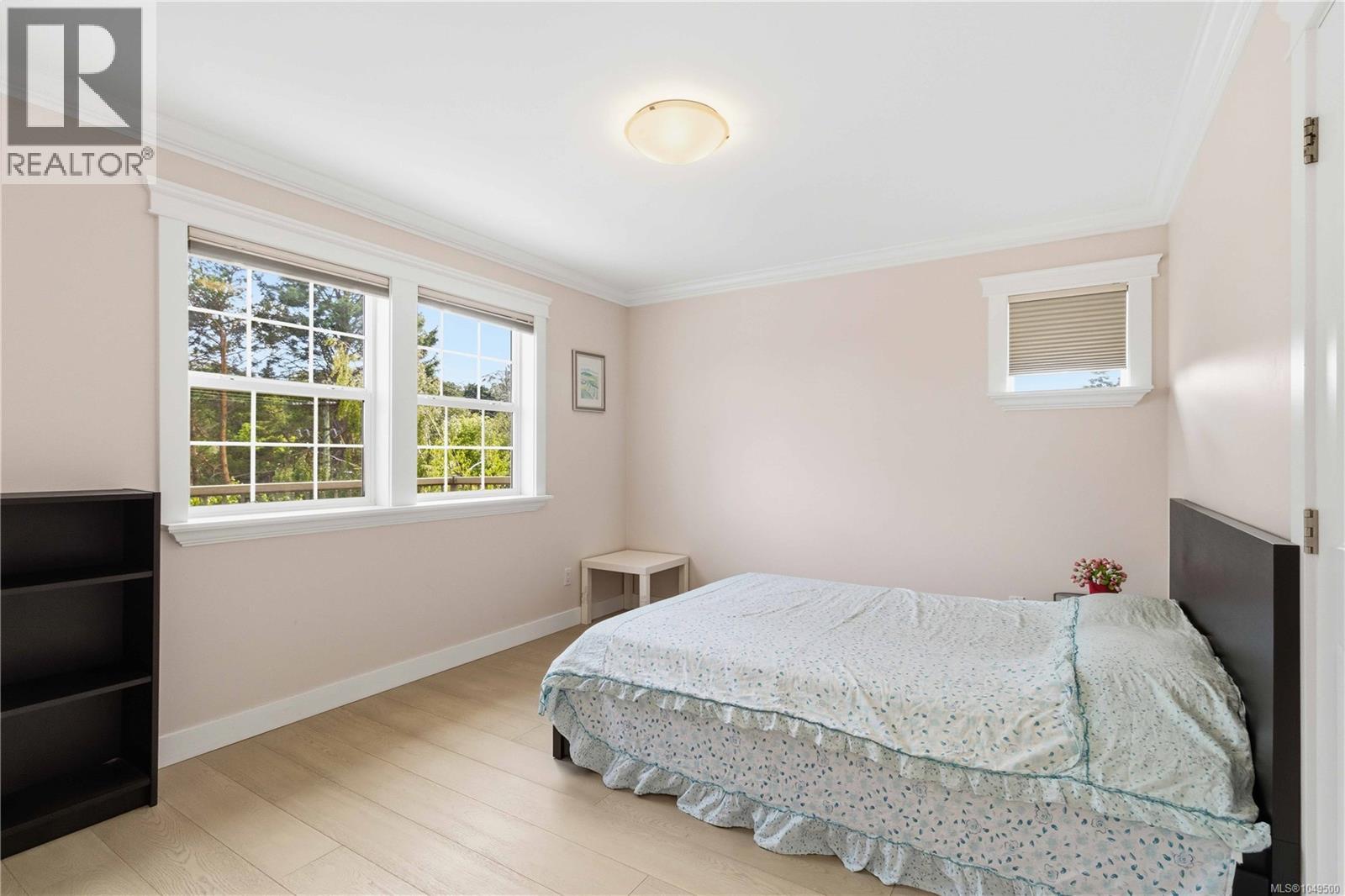  1416 Lang Street, Victoria