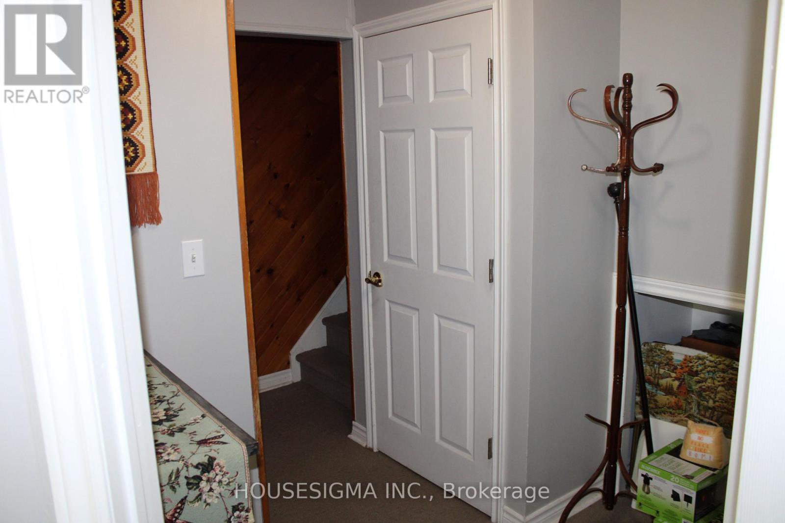 430 HARCOURT DRIVE - 14