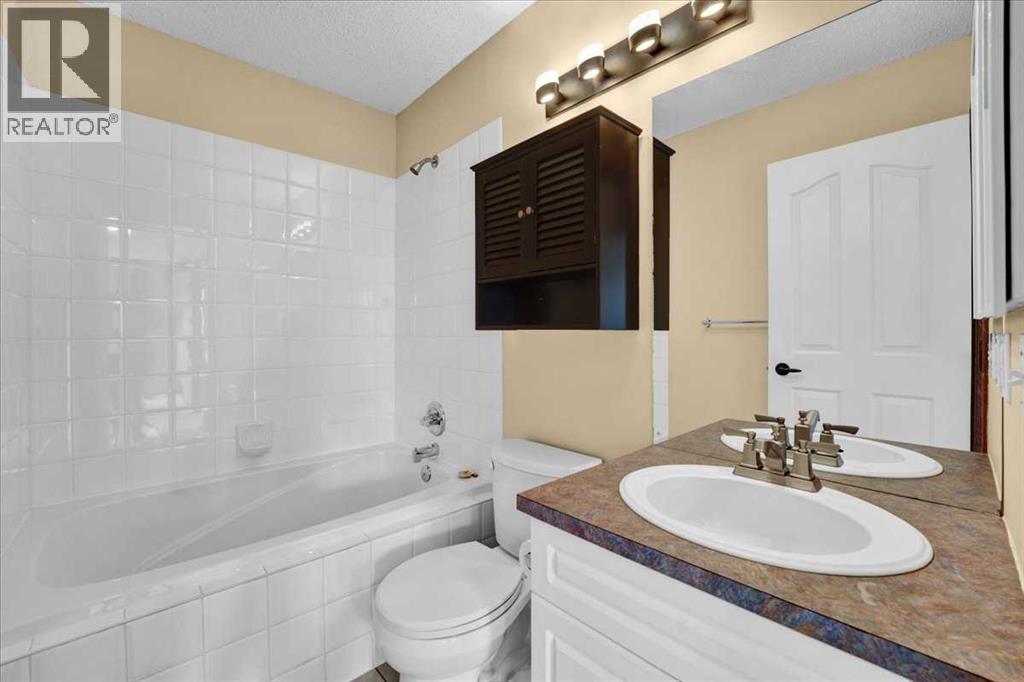 6 Hidden Valley Gardens NW - 21