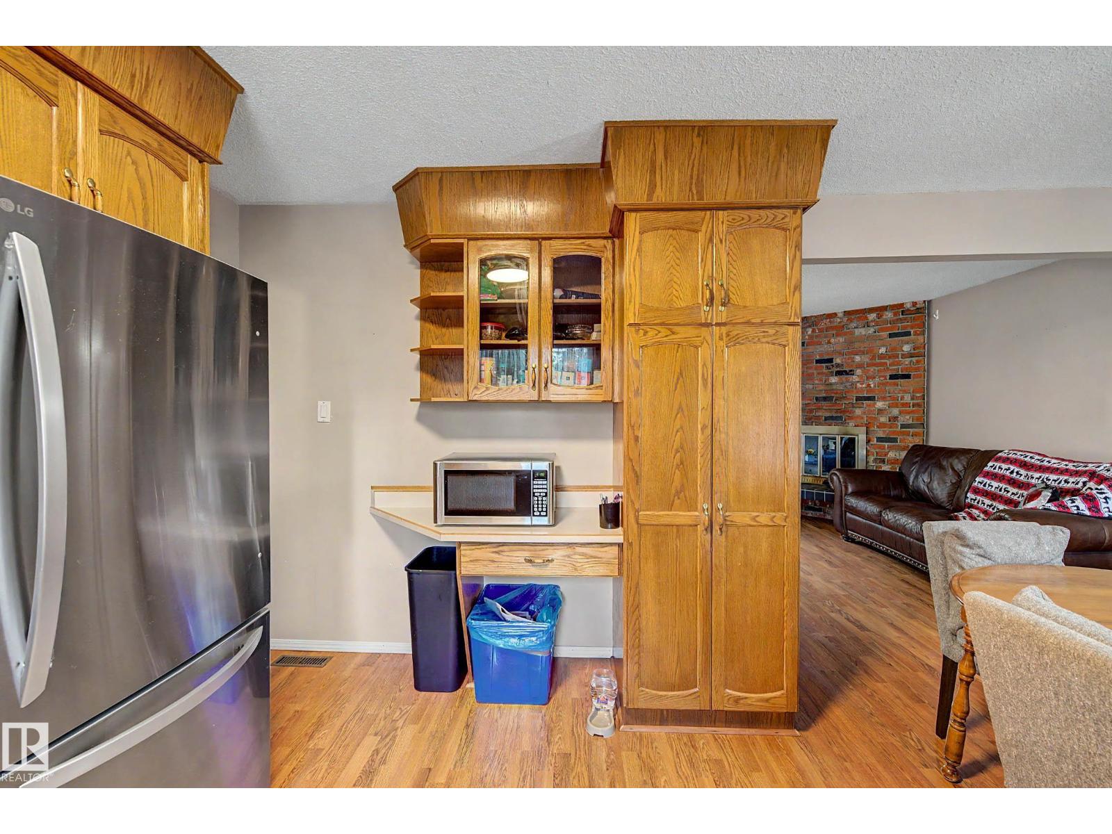 23 MONTCALM CR - Image 13