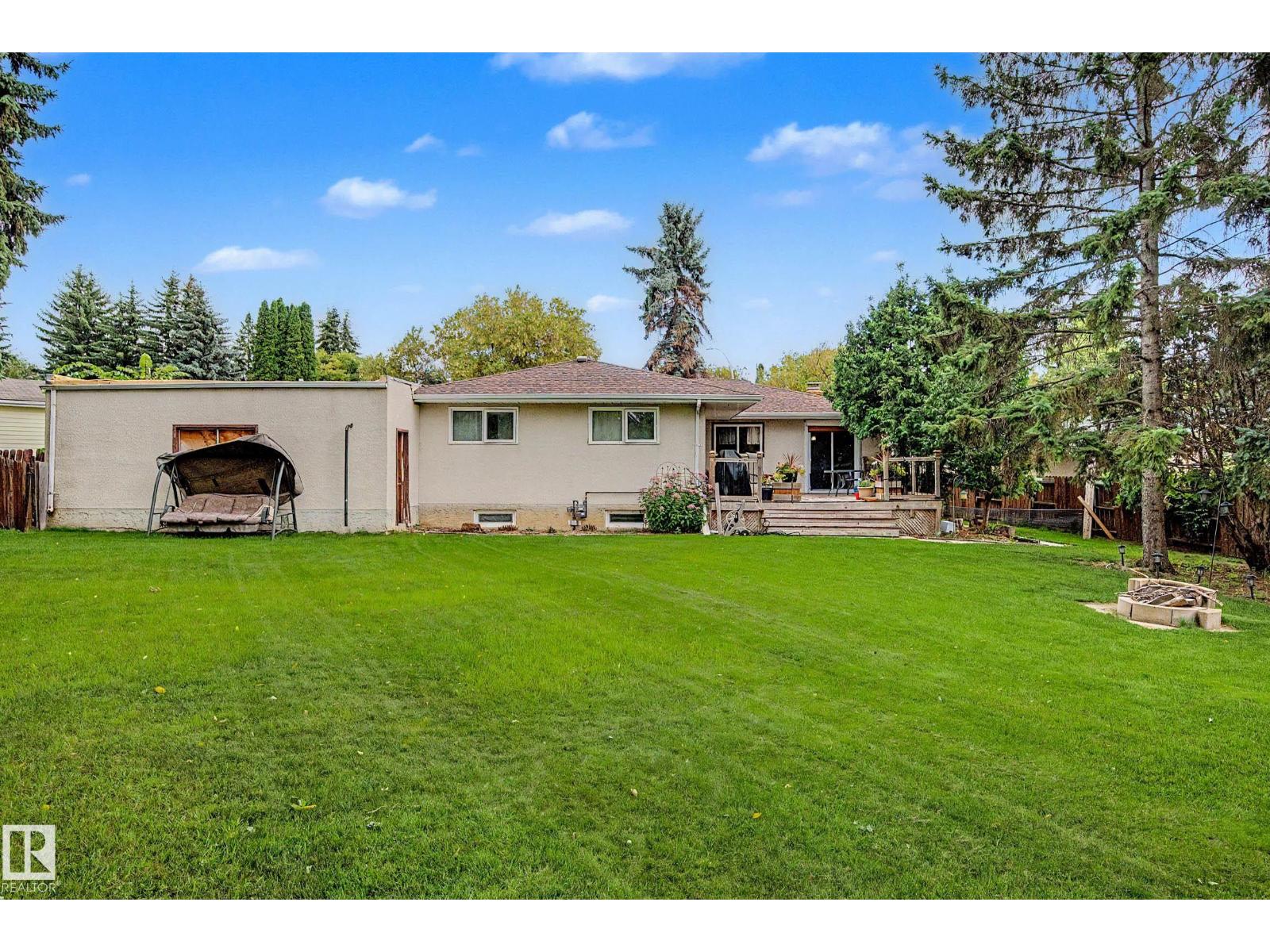 23 MONTCALM CR - 28