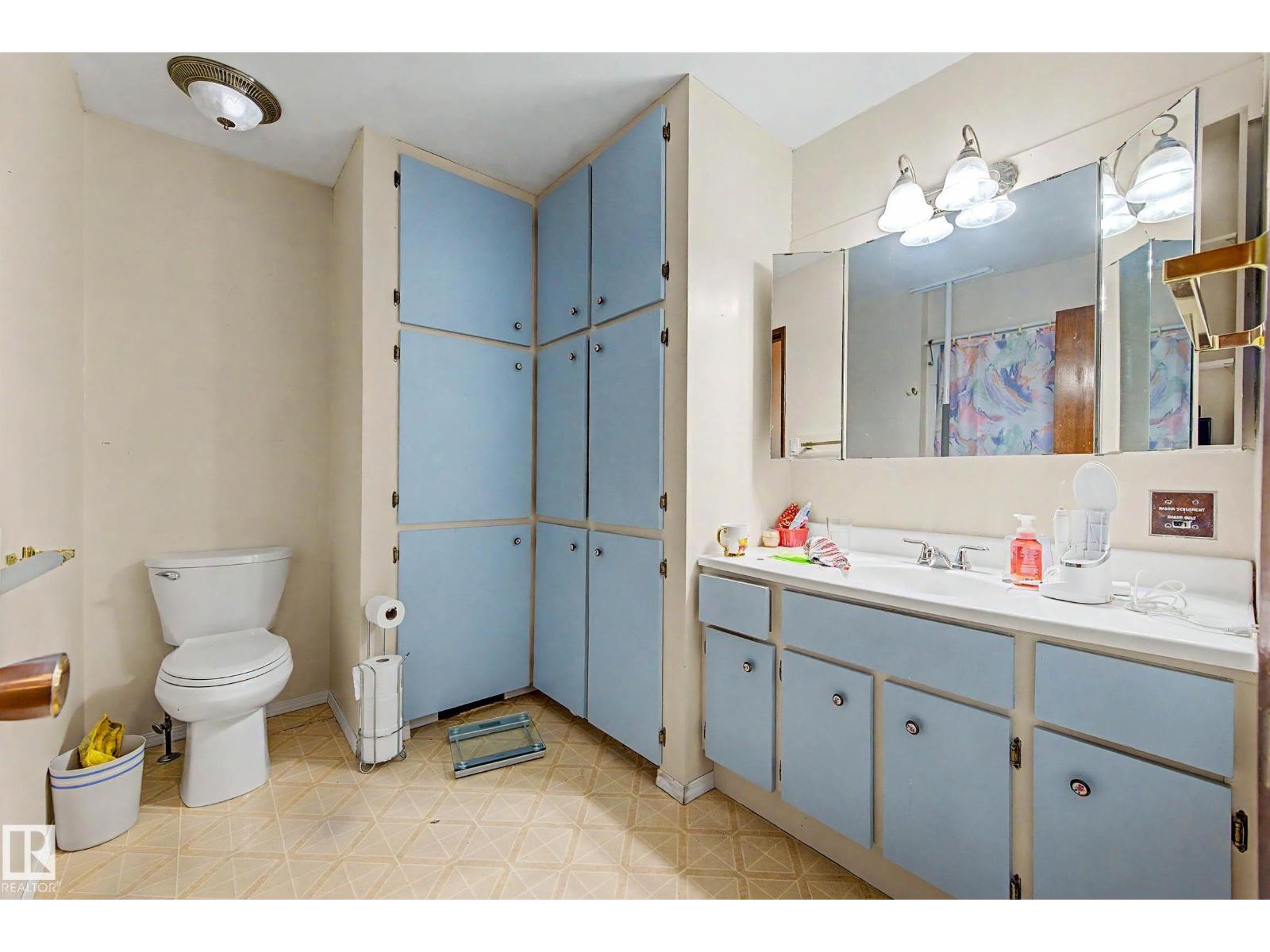 23 MONTCALM CR - Image 37