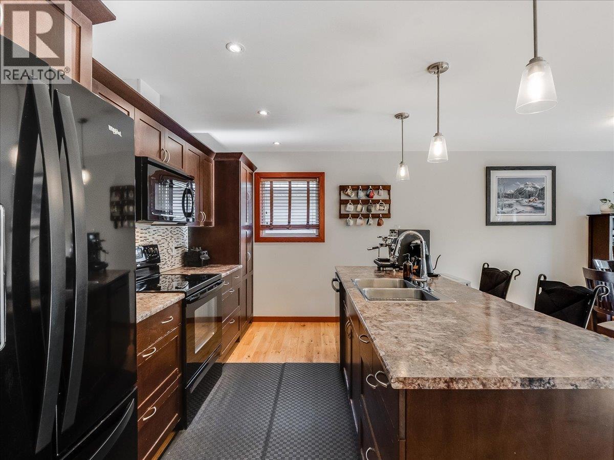 800A Redstone Drive - Image 13