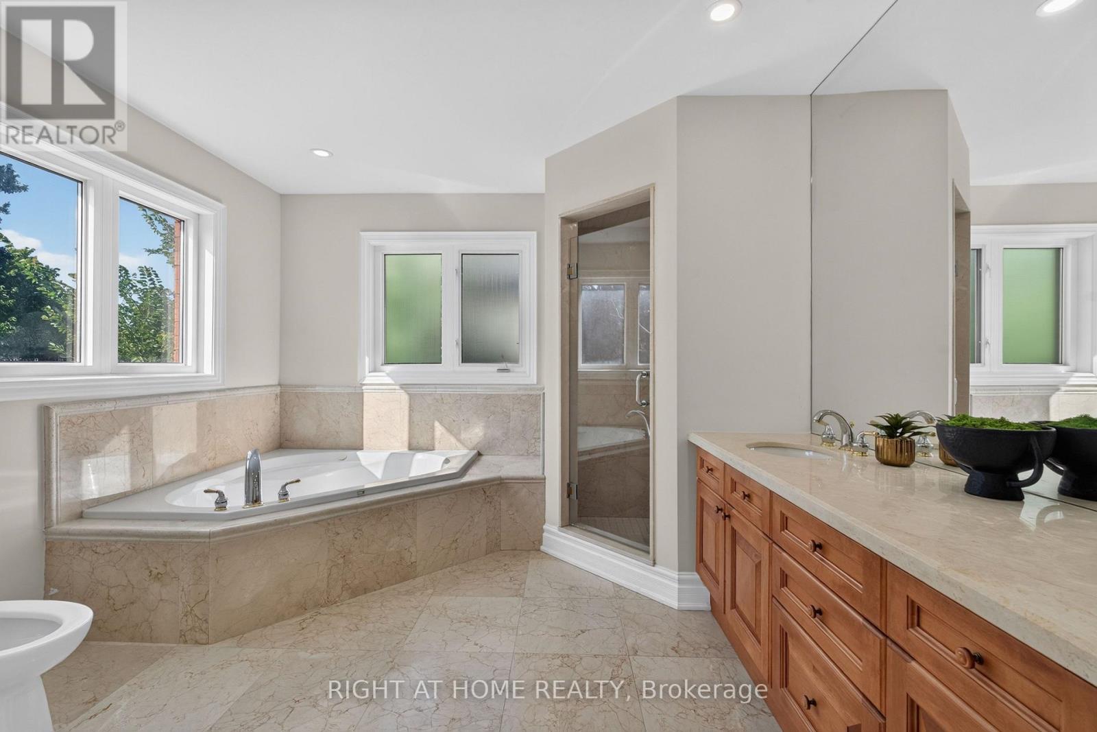 23 MACKAY DRIVE - 29