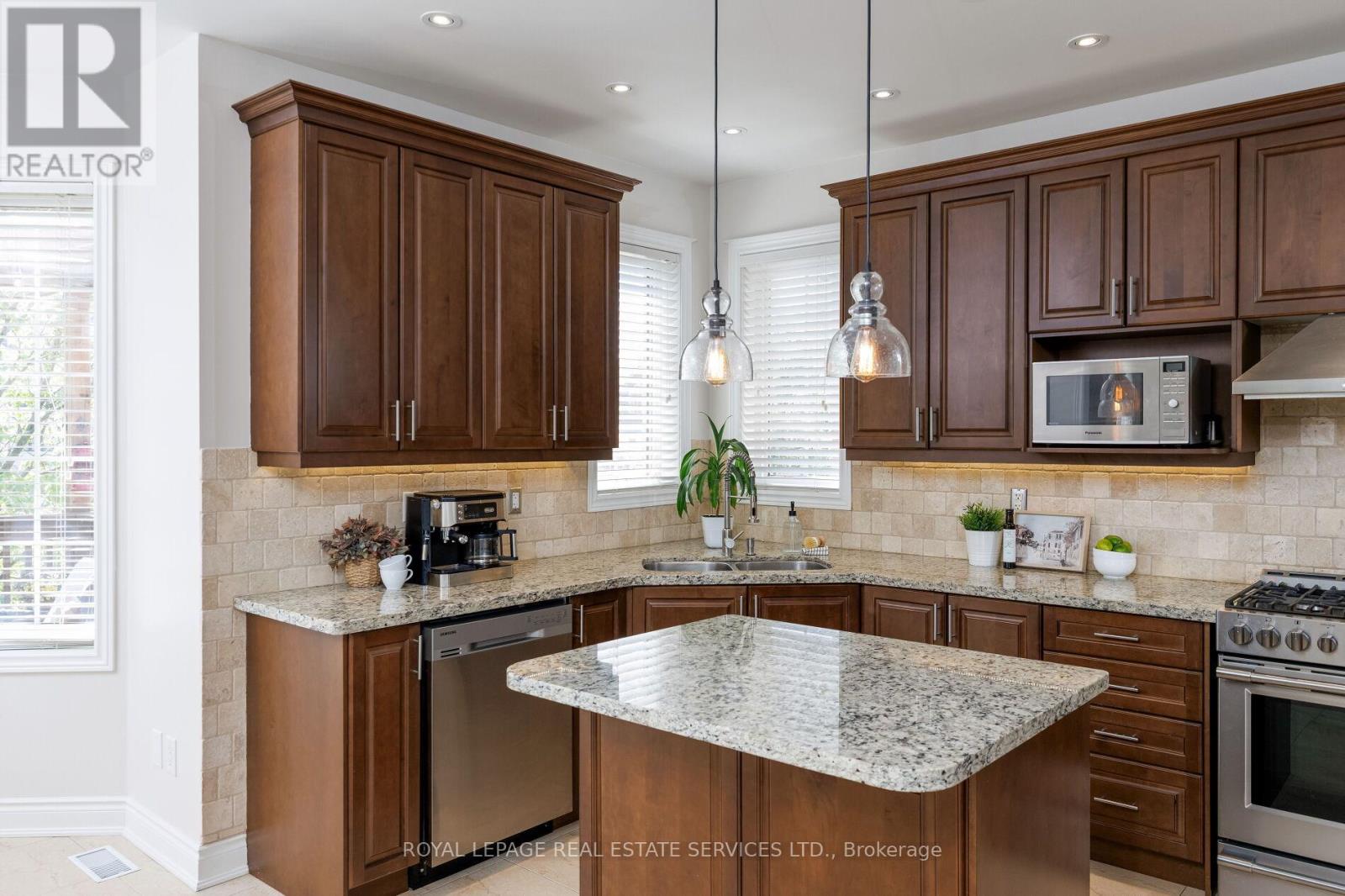 147 INNVILLE CRESCENT - Image 11
