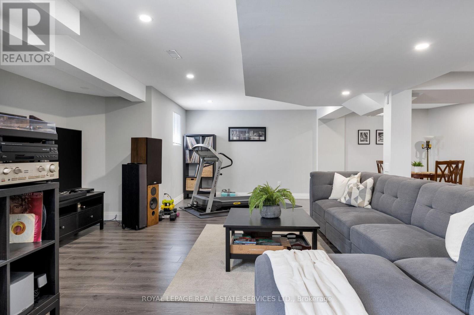 147 INNVILLE CRESCENT - Image 35