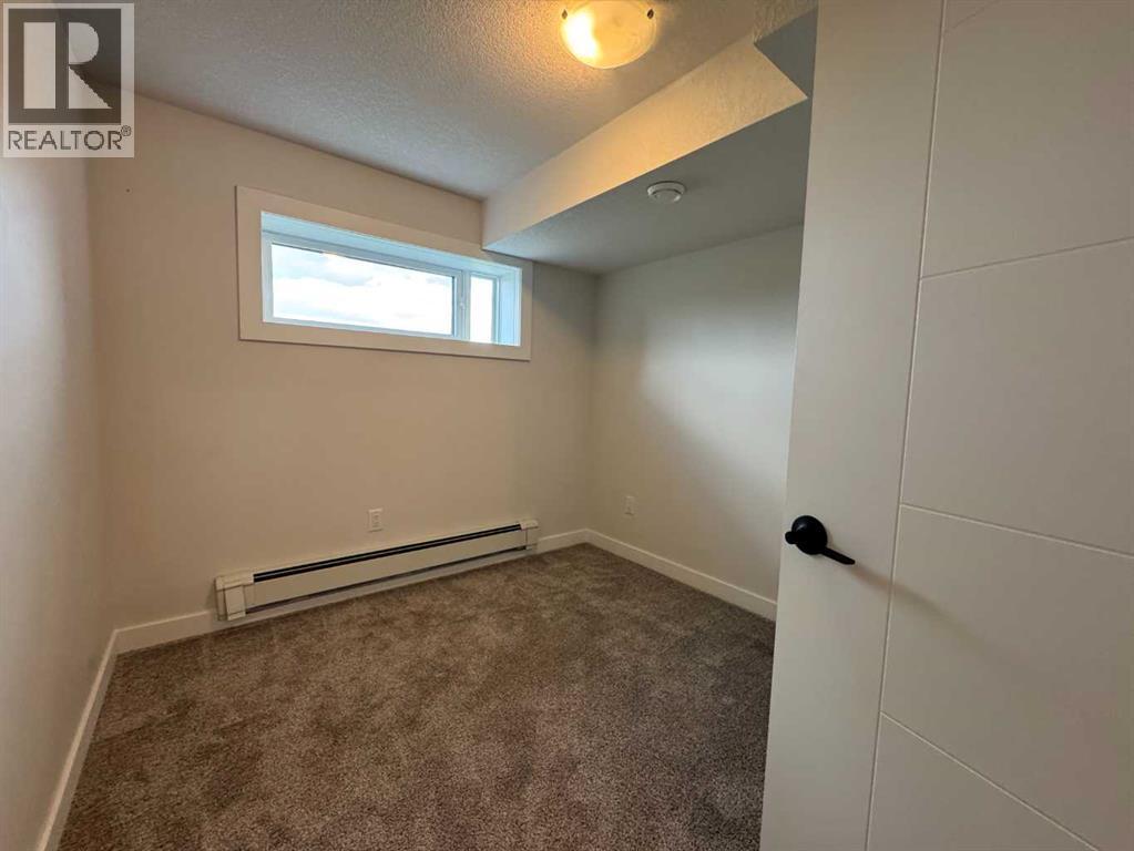 4928 59 Street, Innisfail