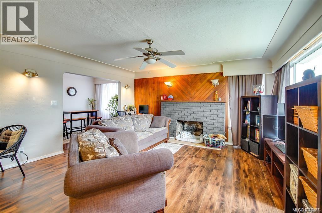 3827 14th Ave - 4