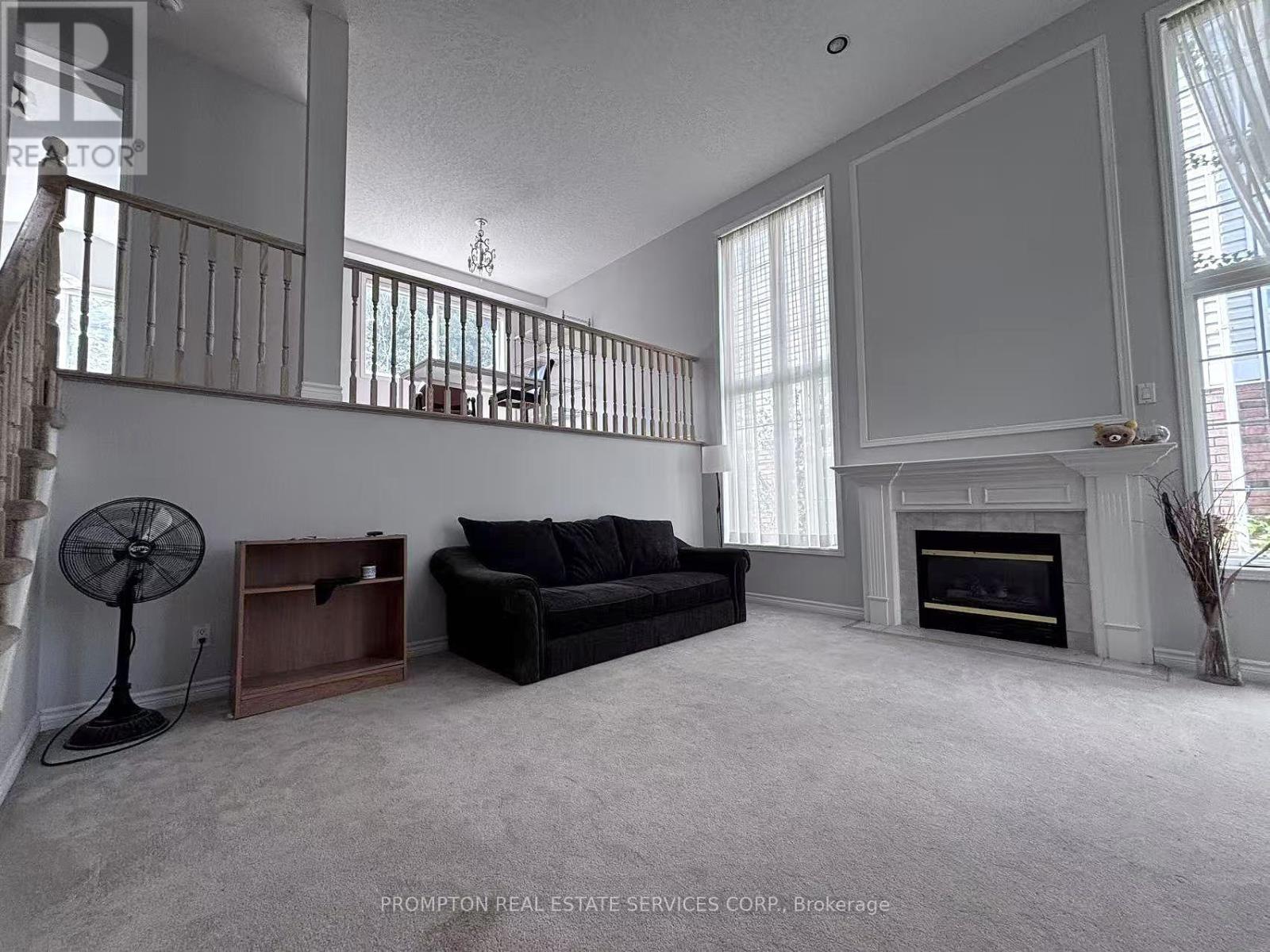 487 LAUREL GATE DRIVE — photo 2