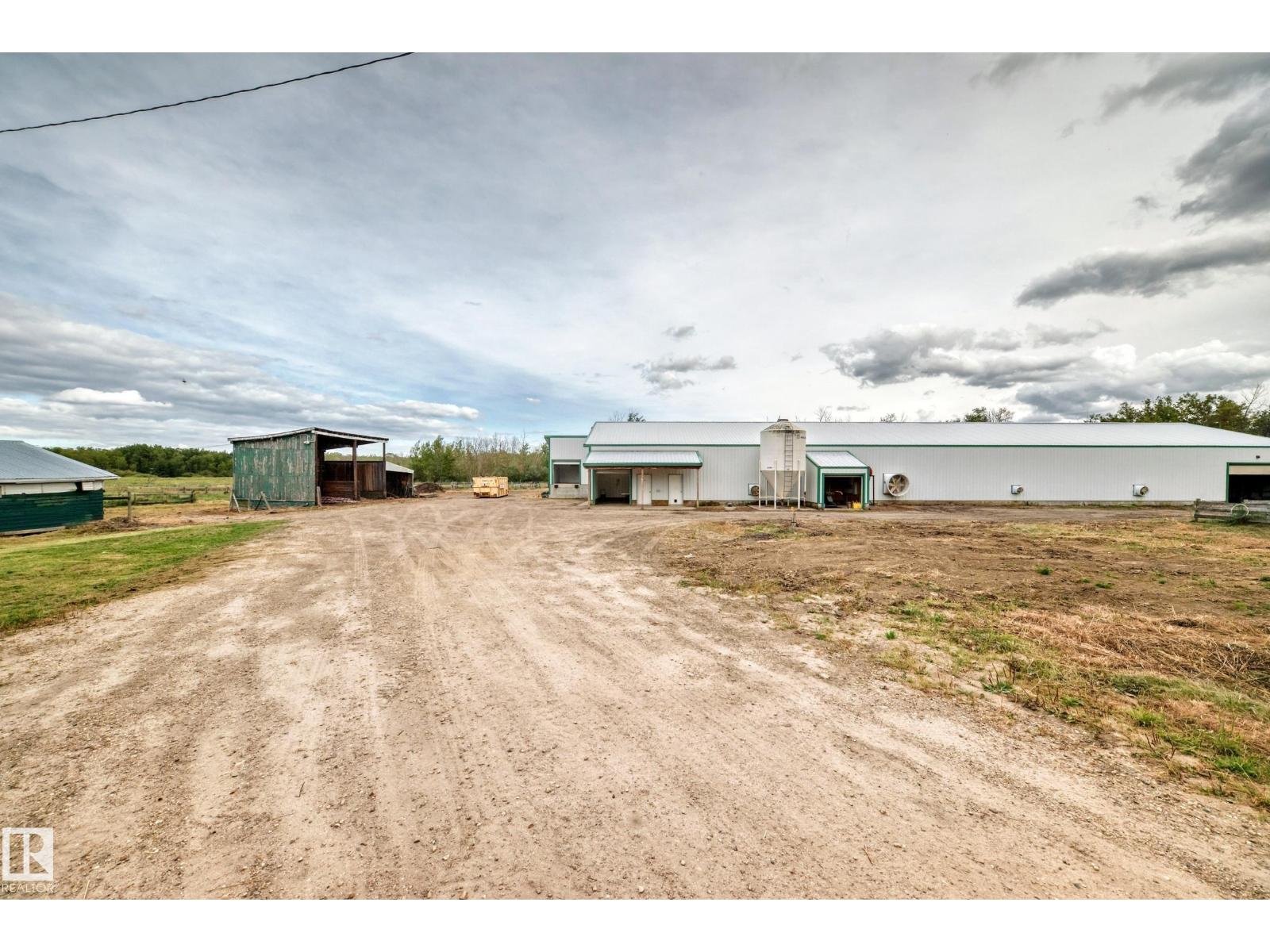 23230 TWP ROAD 520 - 41
