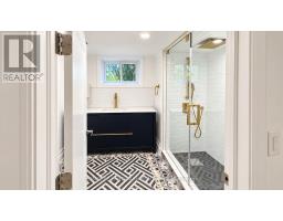 15 Jean Street, Toronto, ON M4W3A6 Photo 32