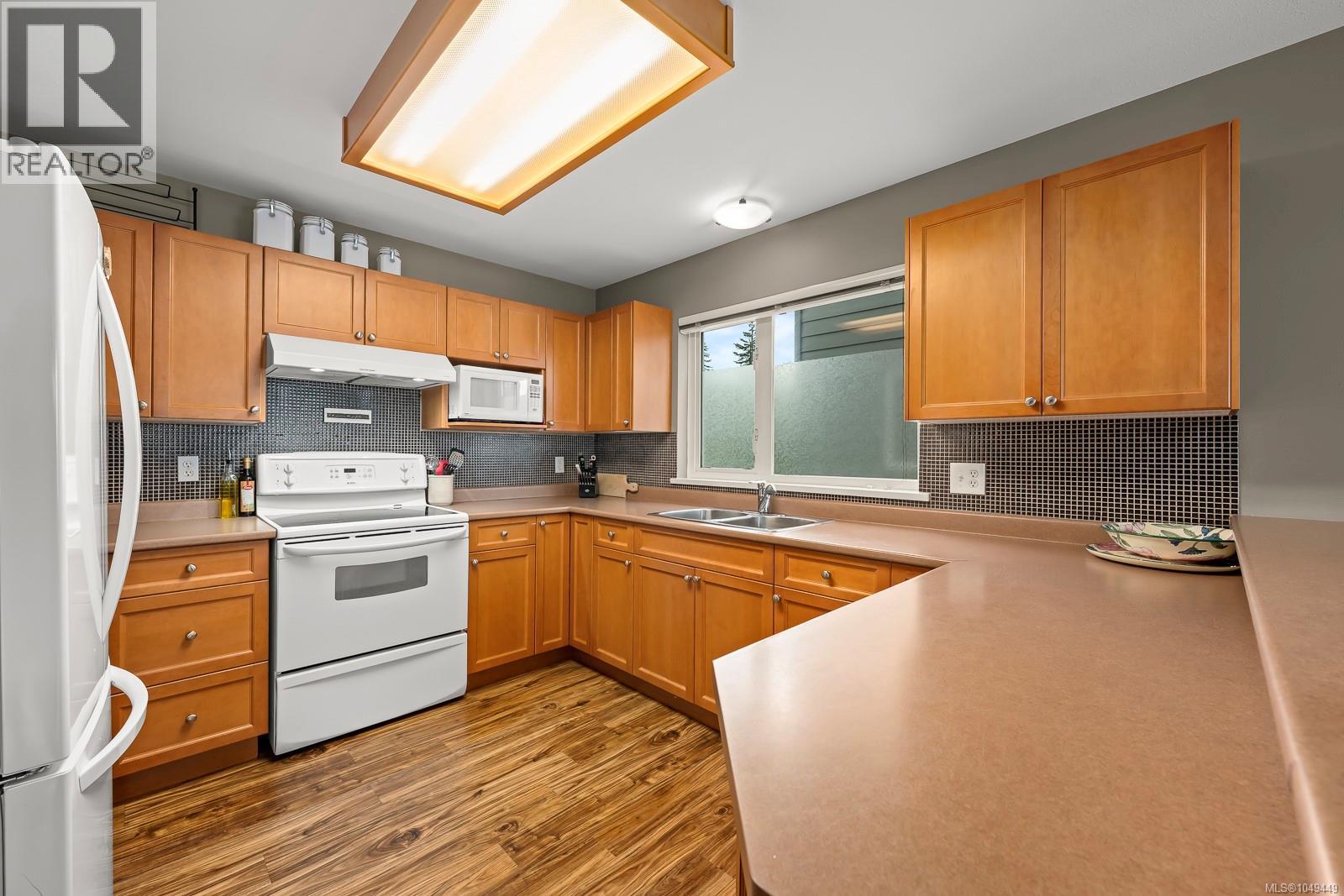 #9 1370 Henry Rd - 13