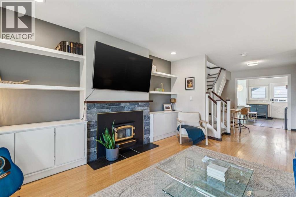 542 27 Avenue NW - Image 9