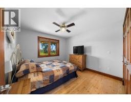 17 Oak Avenue - photo 36