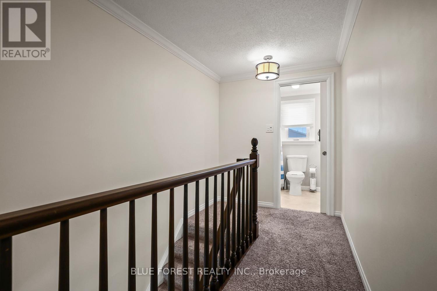 #16 25 ERICA CRESCENT - Image 23