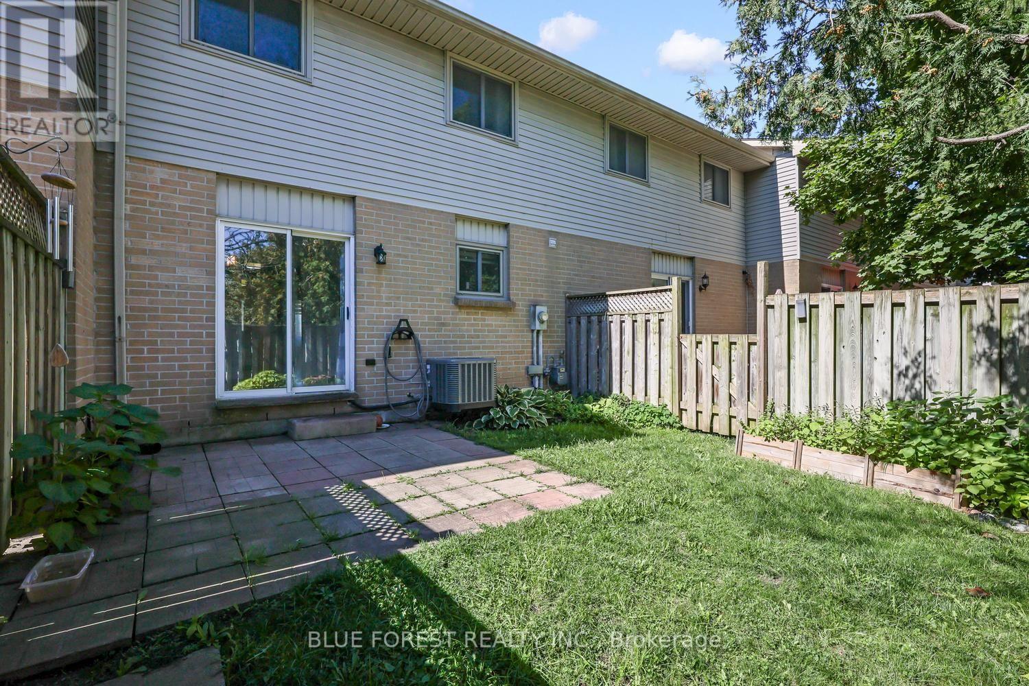 #16 25 ERICA CRESCENT - Image 45