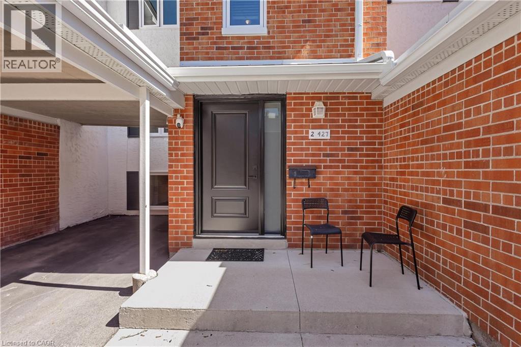 427 KEATS Way Unit# 2 — photo 3