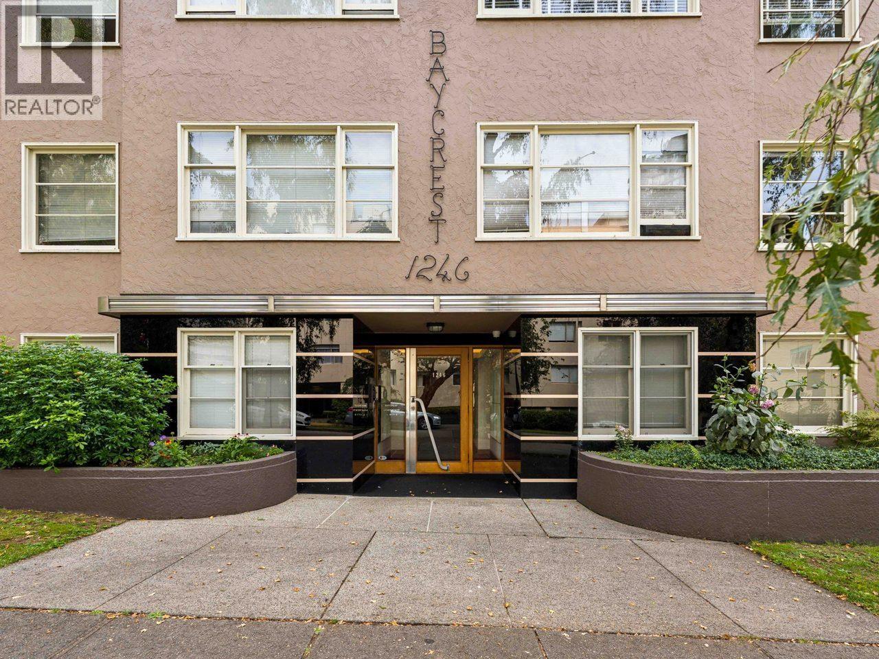 304 1246 CARDERO STREET, Vancouver