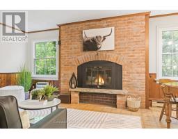 Living room - 9761 Eighth Line, Halton Hills, ON L7G4S5 Photo 9
