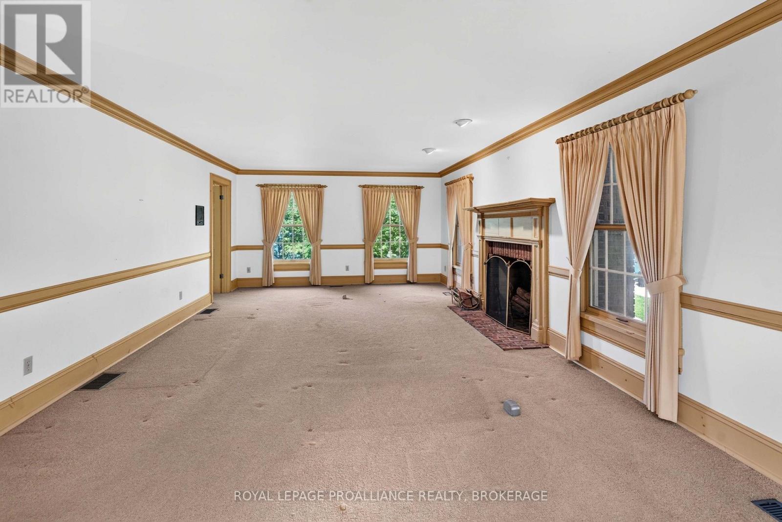 110 LAKESHORE BOULEVARD, Kingston (City SouthWest) — photo 9