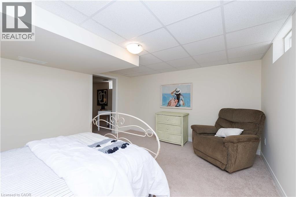 8 CHEVAL Drive - Image 42