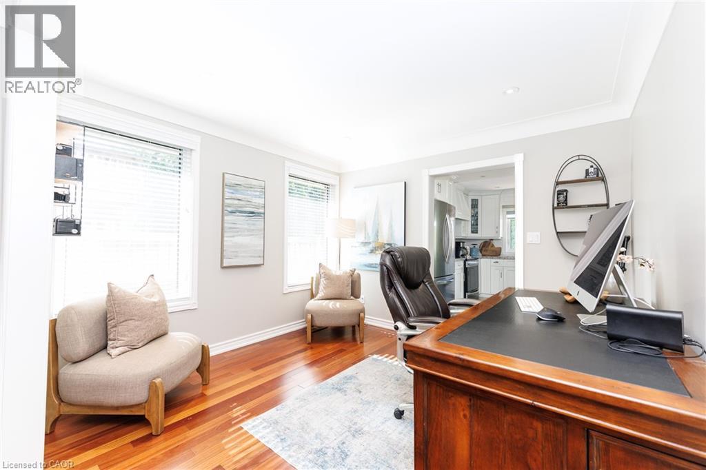 8 CHEVAL Drive - Image 17